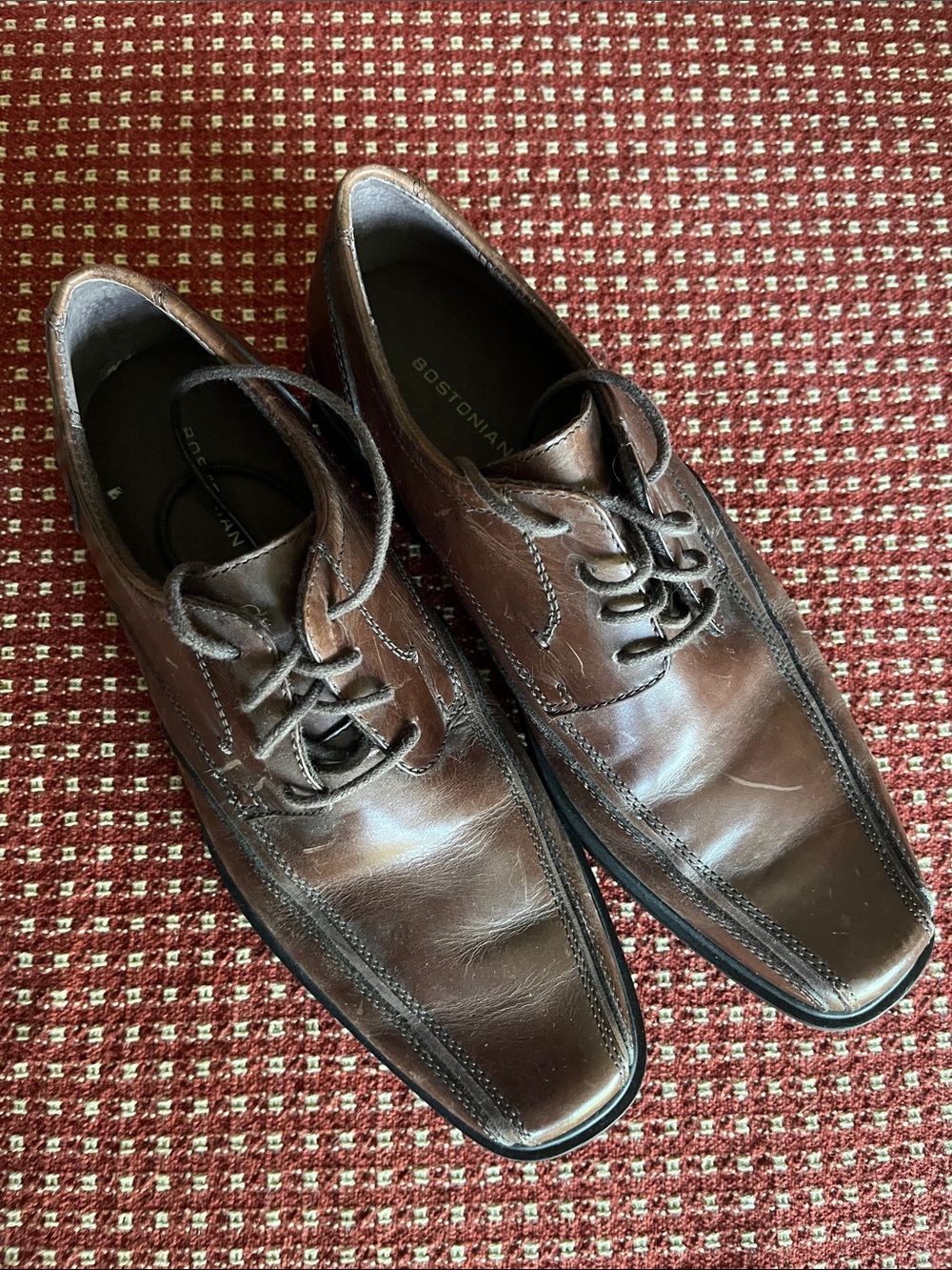 Bostonian Men's Dark Brown Leather Lace-Up Oxfords